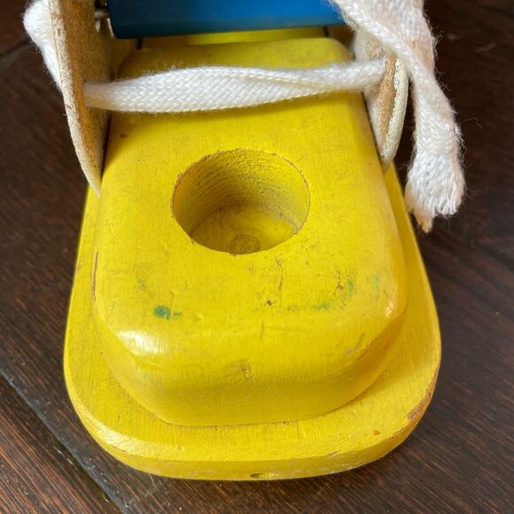 Vintage Fisher Price Wooden Shoe Toy 1960s No People Incomplete READ - Picture 8 of 8